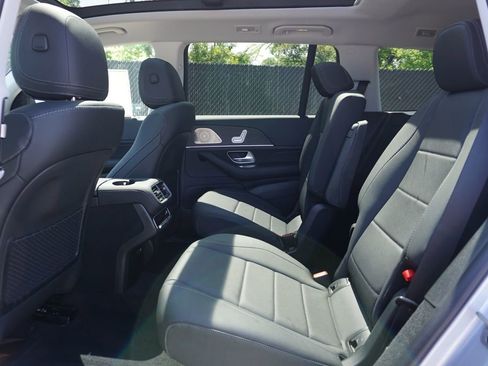 New 2026 Mercedes-Benz GLS 450 4MATIC image 35