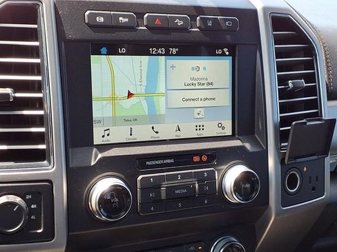 Used 2019 Ford F350 Platinum w/ Platinum Ultimate Package AWD/4WD image 13