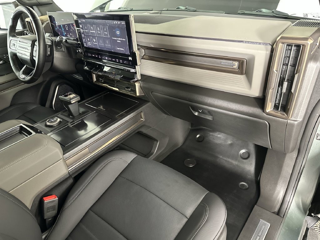 Used 2024 GMC Hummer EV 3X AWD/4WD image 32