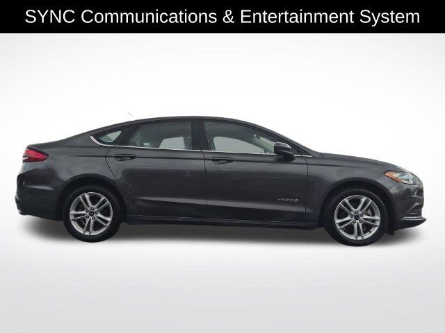 Used 2018 Ford Fusion S FWD image 4