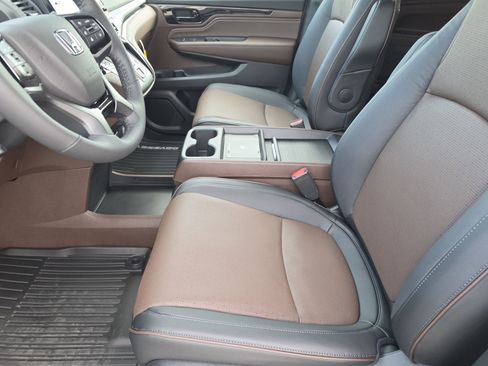 New 2026 Honda Odyssey Elite image 11