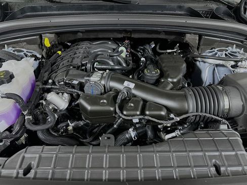 New 2025 Jeep Grand Cherokee Limited w/ Luxury Tech Group II AWD/4WD image 19