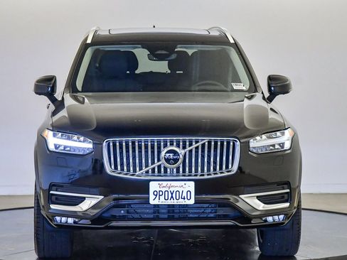 Certified 2025 Volvo XC90 B6 Plus image 7