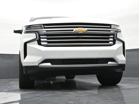 Used 2021 Chevrolet Suburban High Country w/ Premium Package 2 AWD/4WD image 27