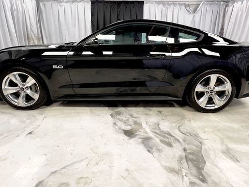 Used 2018 Ford Mustang GT Premium w/ Safe & Smart Package RWD image 11