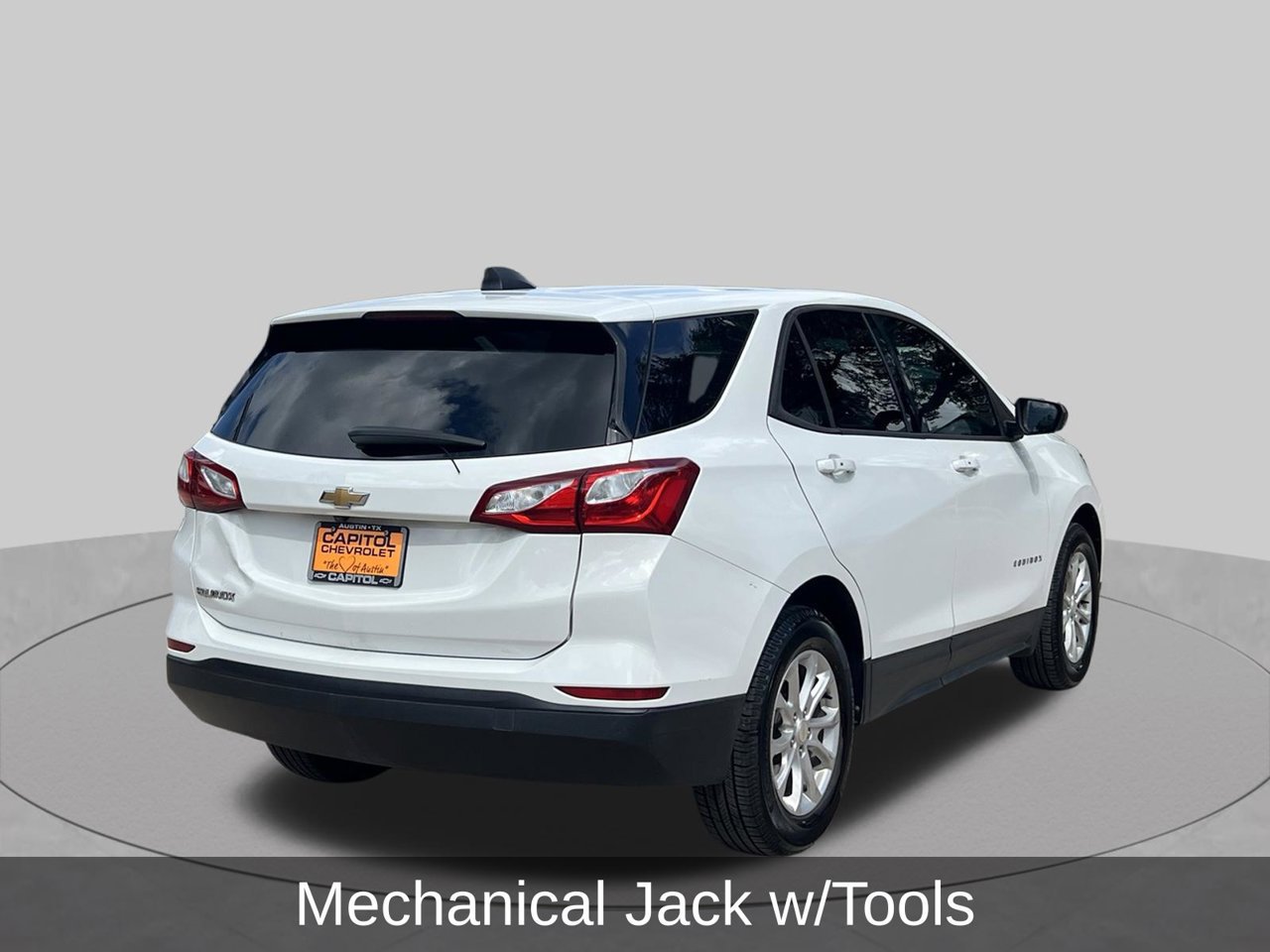 Used 2019 Chevrolet Equinox LS w/ LS Convenience Package FWD image 5