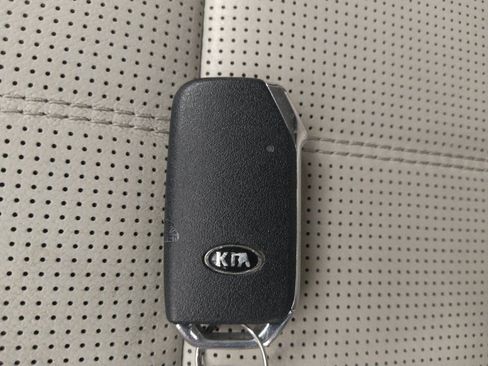 Used 2020 Kia Telluride EX w/ Towing Package AWD/4WD image 32