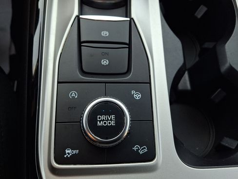 Used 2022 Ford Explorer ST w/ Equipment Group 401A AWD/4WD image 26