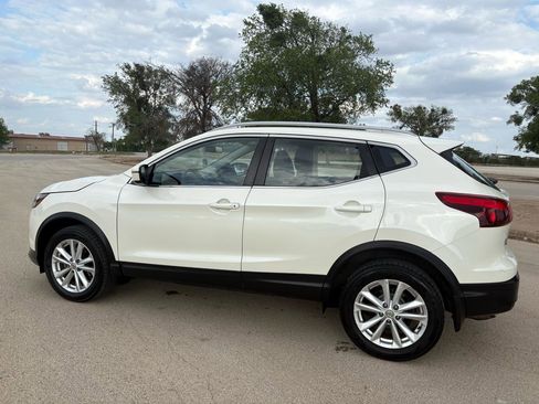 Used 2017 Nissan Rogue Sport SV w/ SV All-Weather Package image 39