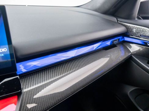 Used 2026 BMW M5 w/ Carbon Package image 16