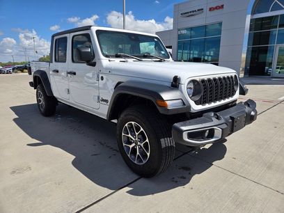 Used 2025 Jeep Gladiator Sport