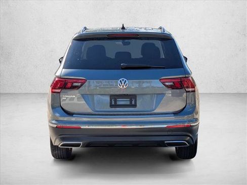 Used 2021 Volkswagen Tiguan SE FWD image 7