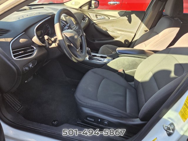 Used 2018 Chevrolet Malibu LT FWD image 9