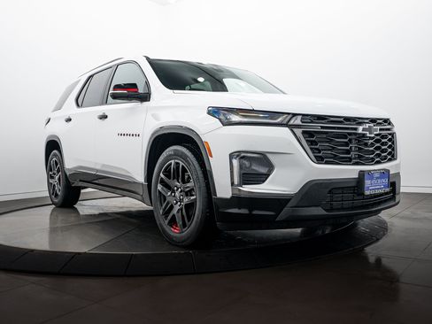 Used 2023 Chevrolet Traverse Premier w/ Redline Edition AWD/4WD image 1