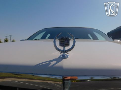 Used 1995 Cadillac Fleetwood Brougham RWD image 39