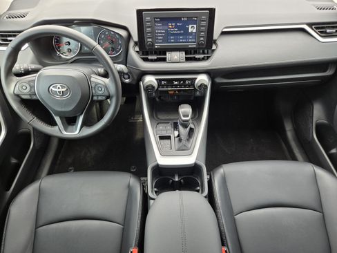 Used 2022 Toyota RAV4 XLE Premium FWD image 23