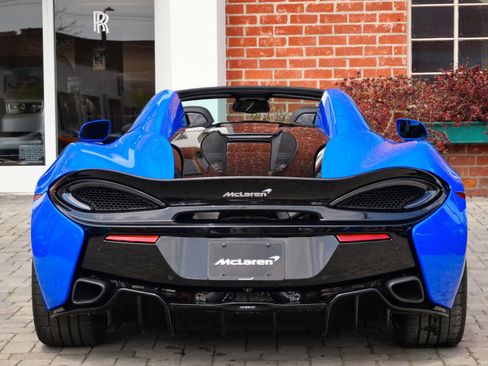 Used 2020 McLaren 570S Spider RWD image 5
