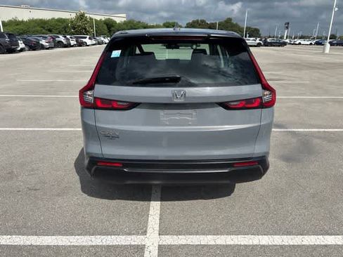 Used 2024 Honda CR-V LX image 4