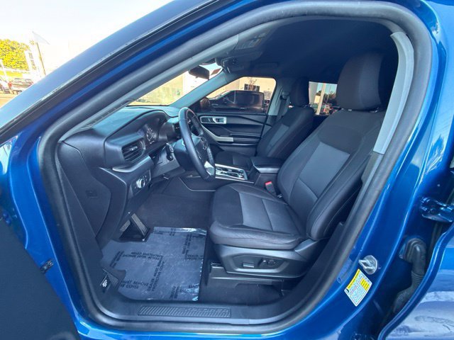 Used 2022 Ford Explorer XLT AWD/4WD image 10