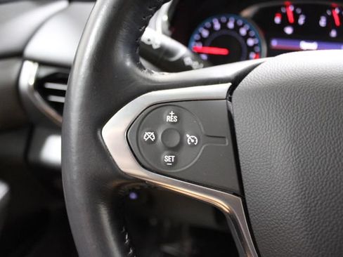 Used 2021 Chevrolet Traverse LT AWD/4WD image 37