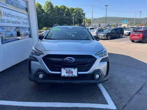 Used 2024 Subaru Outback Onyx Edition AWD/4WD image 8