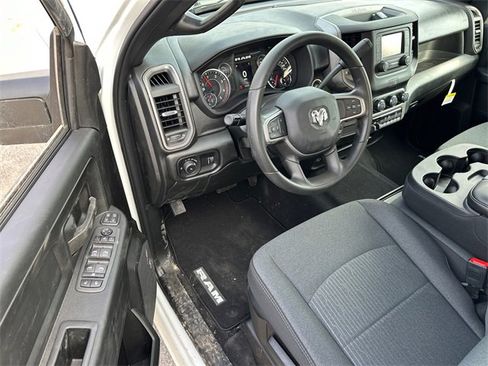 Used 2024 RAM 2500 Tradesman w/ Chrome Appearance Group image 54