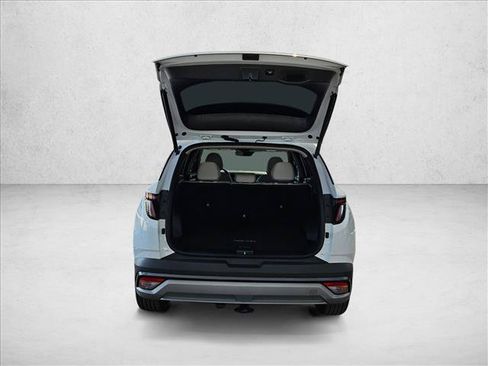 Certified 2025 Hyundai Tucson SEL AWD/4WD image 6