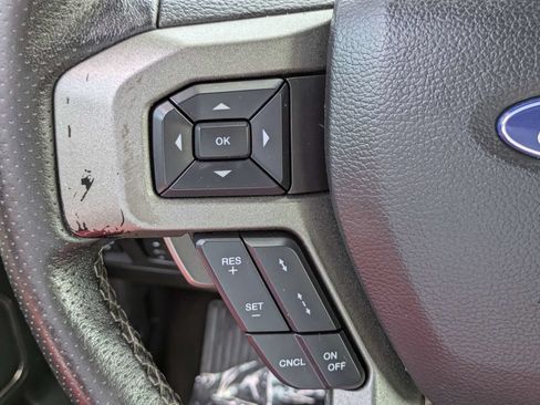 Used 2020 Ford F150 Raptor w/ Equipment Group 802A Luxury AWD/4WD image 26