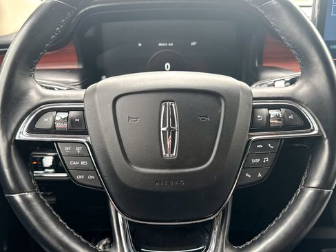 Used 2023 Lincoln Nautilus Reserve w/ Monochromatic Package AWD/4WD image 42