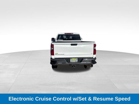 Used 2024 Chevrolet Silverado 2500 LT image 5