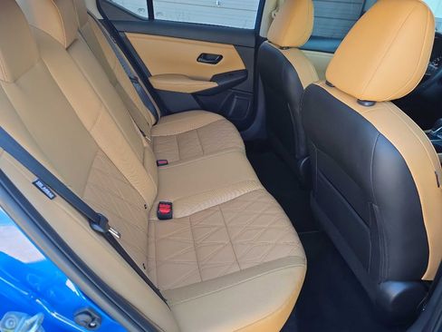 Used 2024 Nissan Sentra SV w/ SV Premium Package FWD image 10