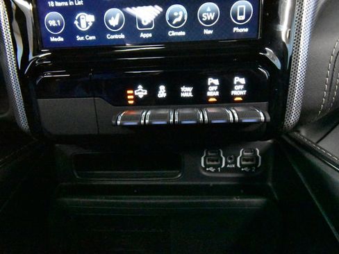 Used 2020 RAM 1500 Limited AWD/4WD image 18