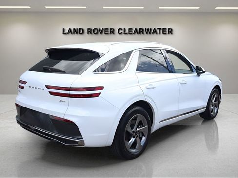 Used 2026 Genesis GV70 2.5T AWD/4WD image 5