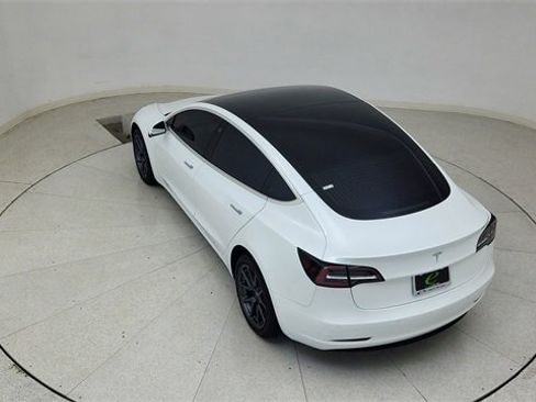 Used 2020 Tesla Model 3 Standard Range Plus image 79