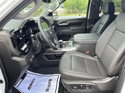 New 2025 Chevrolet Silverado 1500 LTZ image 19