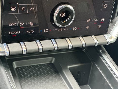 New 2026 GMC Acadia Elevation image 22