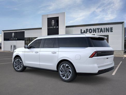 New 2026 Lincoln Navigator L Reserve AWD/4WD image 4