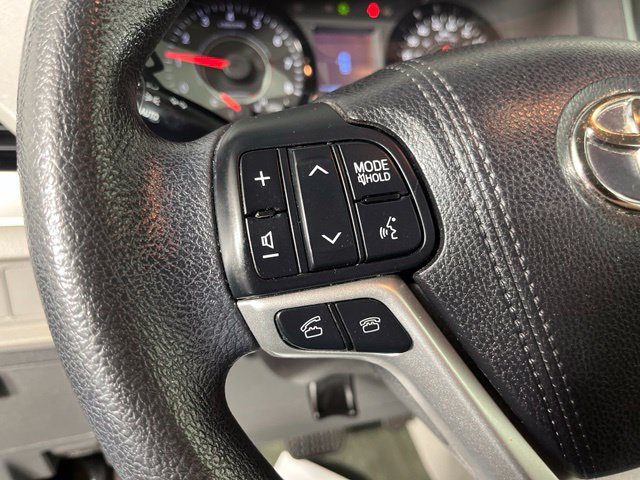 Used 2015 Toyota Sienna LE FWD image 20