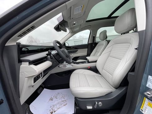 New 2026 Lincoln Nautilus Reserve image 16