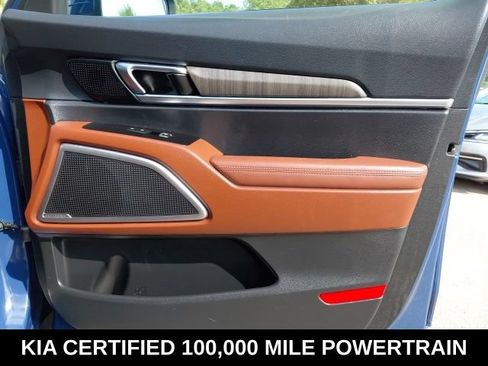 Certified 2024 Kia Telluride EX w/ EX Captain's Chair Package FWD image 29