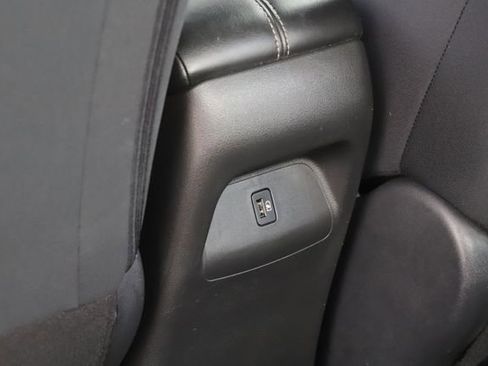 Used 2024 Nissan Sentra SV FWD image 18