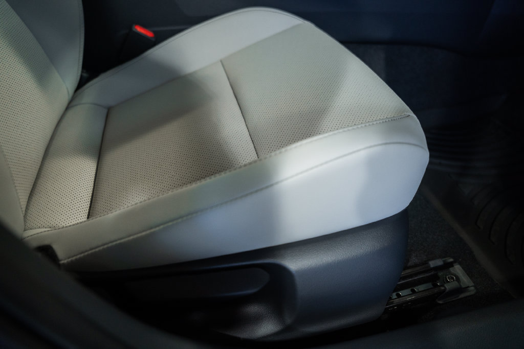 New 2027 Toyota Prius XLE AWD/4WD image 33