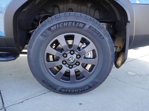 New 2026 Toyota Land Cruiser w/ Premium Package image 12