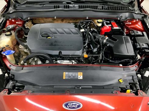 Used 2014 Ford Fusion SE w/ Equipment Group 202A image 27