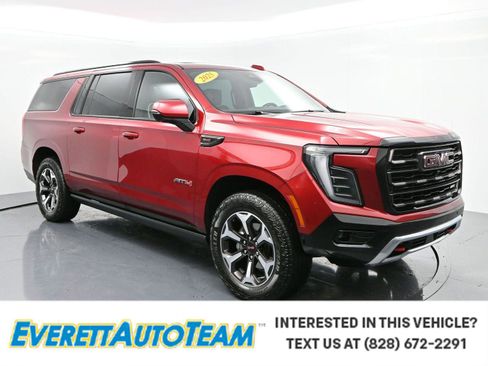 Used 2025 GMC Yukon XL AT4 Ultimate AWD/4WD image 1