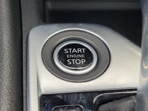 Used 2024 Nissan Sentra SV FWD image 27