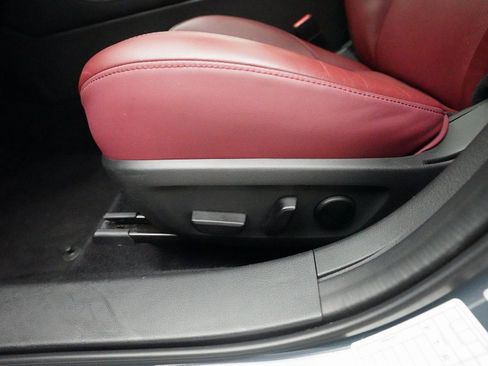 Used 2025 MAZDA MAZDA3 s image 27