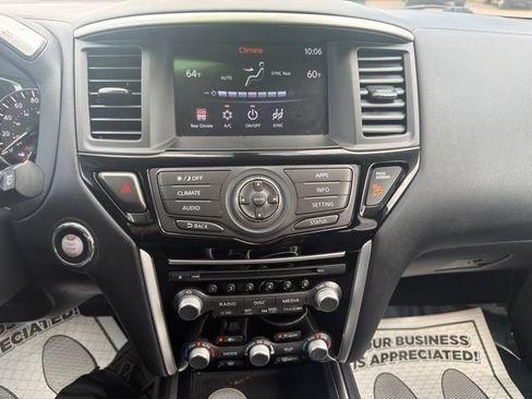 Used 2019 Nissan Pathfinder S AWD/4WD image 30