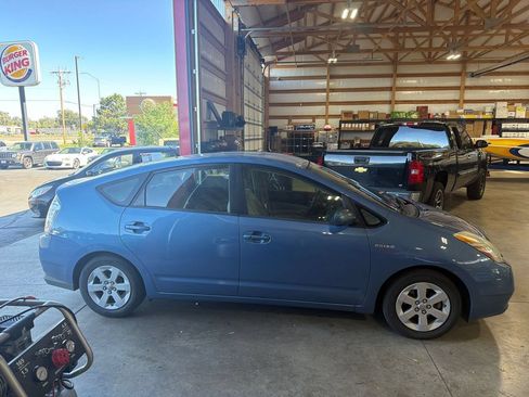 Used 2007 Toyota Prius FWD image 7