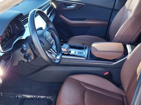 Used 2021 Audi Q8 Premium Plus image 14